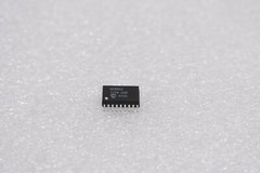 MICROCHIP TECHNOLOGY HCS512-I/SO CODE HOPPING DECODER (LOT OF 11)