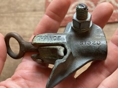 Mixed Lot – 2 Lightning Arrester Clips & Lot Of 4 Brass Vintage HOT-LINE CLAMPS
