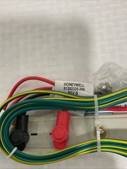 NEW Amphenol/ Honeywell 51403896-200 Busbar Electronic Connectors Distribution