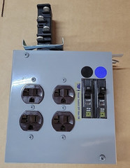 1) Starline Busway Tap Box CBM225E12-520Q-4