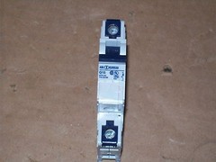 NEW ALTECH ABL SURSUM 1G15UM 277VAC 15A CIRCUIT BREAKER P489