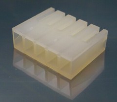 QTY: 250 WCON 5 Pin Nylon 66 UL94V-2 Housing Connector, w/o Contacts