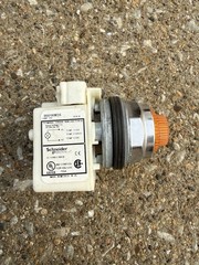 Schneider Electric 9001KM35 30mm 24-28V~ Standard Amber Pilot Light