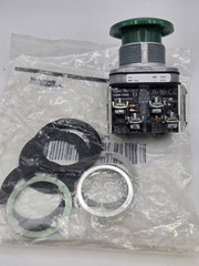 NIB – Allen Bradley – 800TD1A – 30Mm Momentary Push Button, Mushroom Head