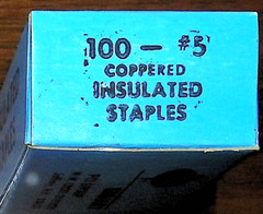 100 Cross Insulated Cppered #5 Chisle Point Staples 5/8″ x 1/4″ electrical wire