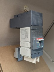 XT1NU3100AYD000XXX NEW ABB ReliaGear neXT Circuit Breaker 100A 3 Pole