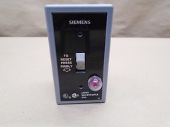 3 Lot NEW Siemens SMFFG1P Manual Starter 1 Pole Toggle 277 Volt AC/30 Volt DC