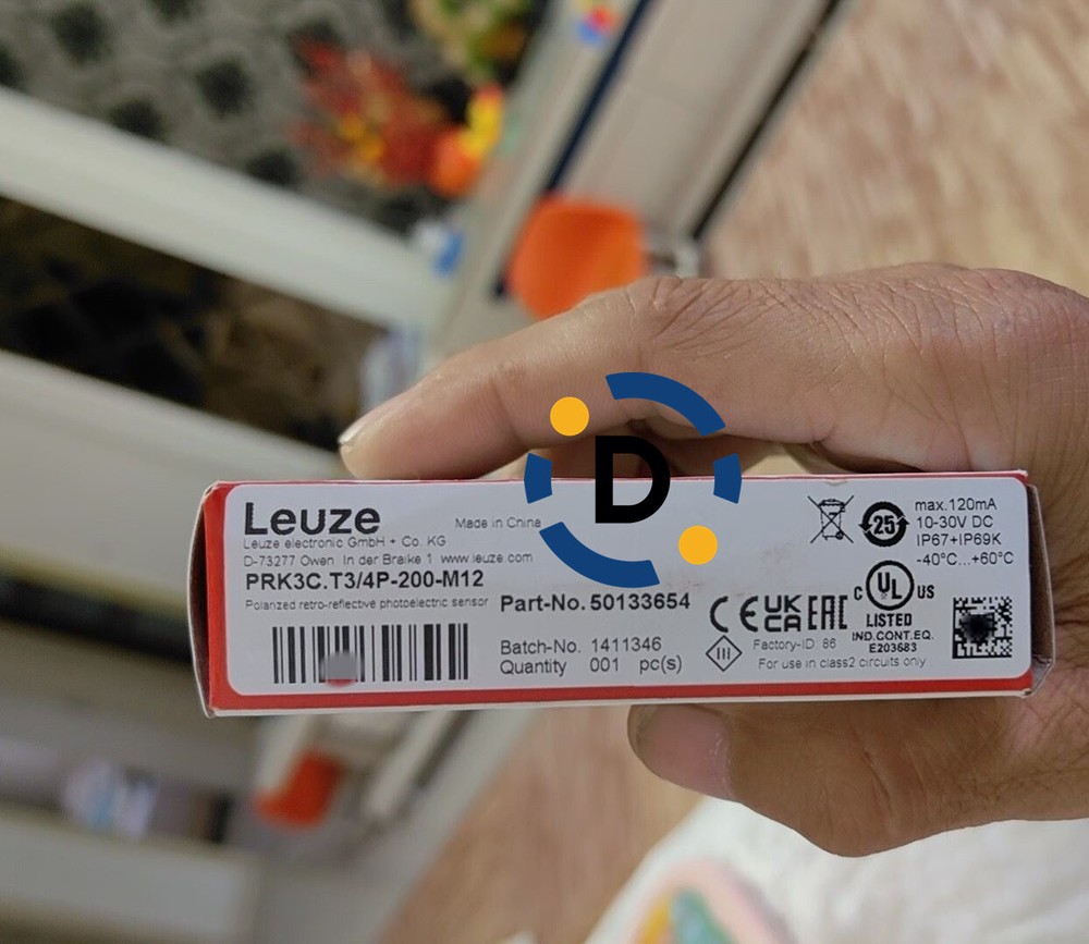 New leuze PRK3C.T3/4P-200-M12 sensor