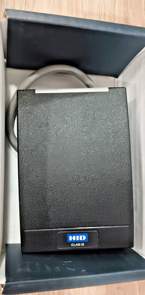 1PC-HID iCLASS SE R40 R-41130672 high-frequency contactless Wall reader-used