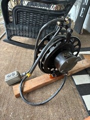 Appleton Eletric Company Reelite Retractable with cord