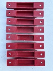 (8) GE 600VAC Electrical Insulators 1.5” Standoff – P/N 75C149127P201