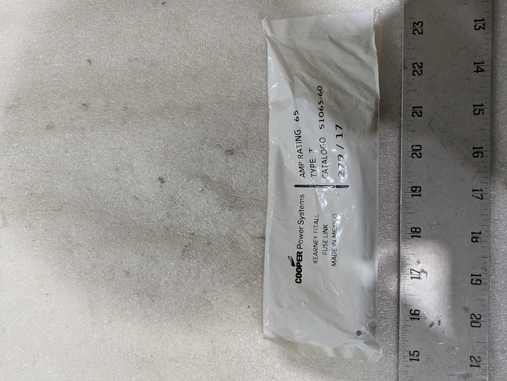 Cooper Kearney 51065 Type T Fuse Link 65A Eaton Fit-All Power New