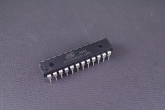 Lot of 2 ATF22V10C-15PC Atmel PLD Programmable Logic Device 5V 10 Macro 24-PDIP