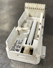 Used Surplus ABB 3BSE013230R1 Compact Module Termination Unit
