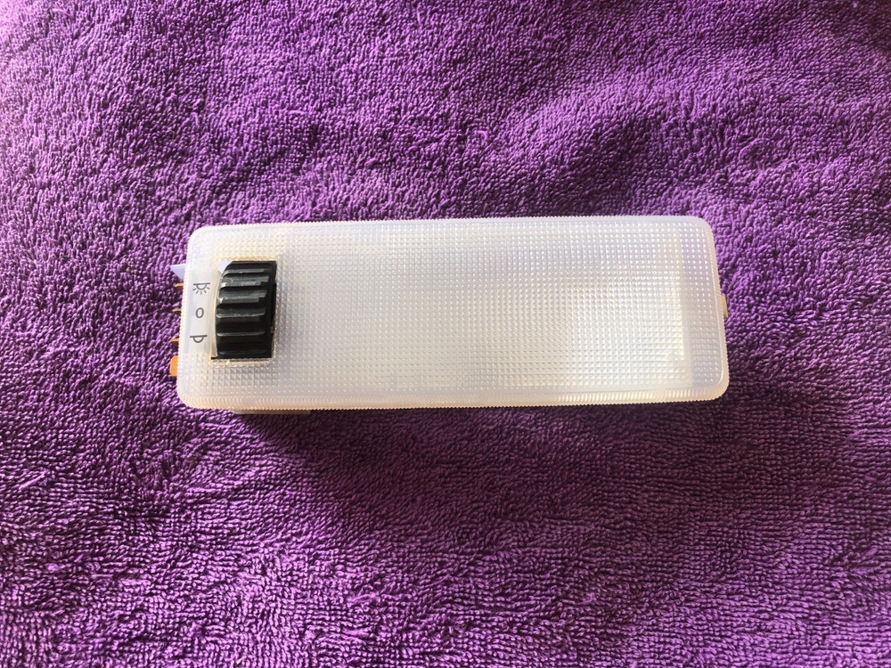 Mercedes W126 dome light adjustable used in excellent condition works