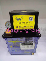 Automatic lubrication oil pump NW-2202-210 right oil outlet DHL or fedex or UPS