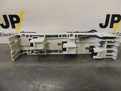 Eaton/Cutler-Hammer BBA0-25 (EEC6025-L) Busbar Adaptor 45MM – Used