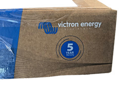 Victron Energy Lynx Distributor LYN060102000 M8 DC Busbar Fuse System / NEW !