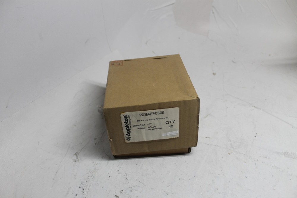 Lot of 40 Cable Glands Appleton 20SA2F0505 1/2″ Npt Brass Nickel Plated New