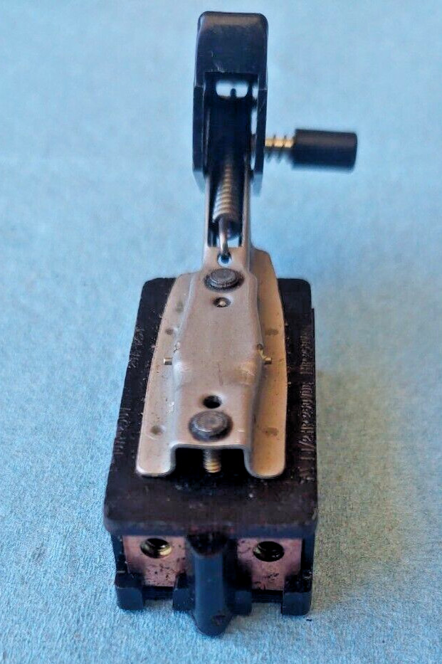 Unbranded Trigger Type On/Off Switch