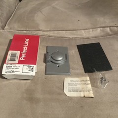 Perfect Line WR104-C, Cover Single Receptacle Self Closing, 1 pc