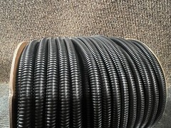 Nylon Corrugated Split Tubing 1/2 Inch x 250 Feet Roll Spool Black
