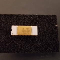 National Semiconductor INS4001D White Ceramic/Gold, MCS-4 Intel, C4004