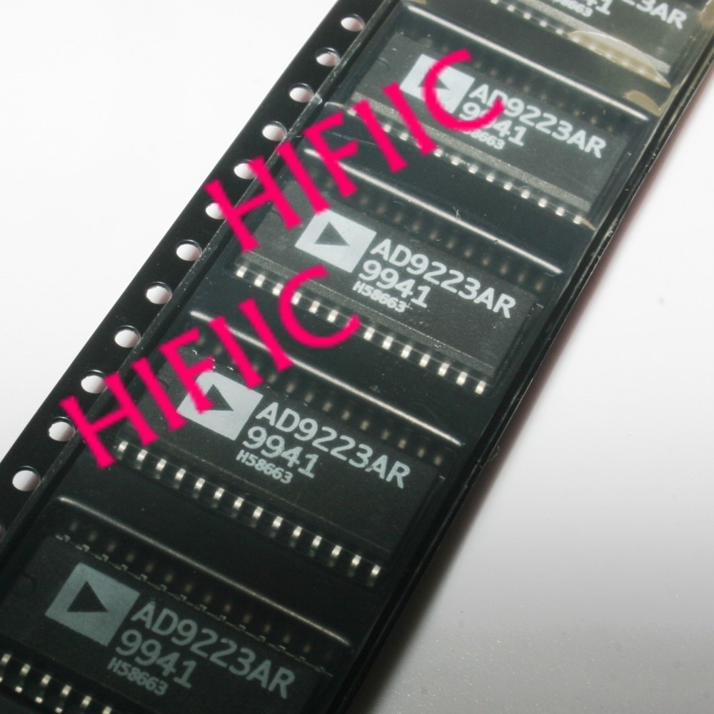 1PCS AD9223AR Complete 12-Bit 1.5/3.0/10.0 MSPS Monolithic A/D Converters