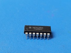(5 PCS) SN74LS86N, DM74LS86N, 74LS86N IC GATE XOR 4CH 2-INP 14-DIP