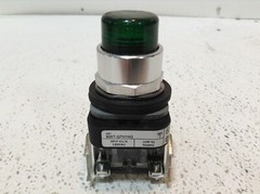 Allen Bradley 800T-QTH10G Green Illuminated Push Button 800TQTH10G 800T (TSC)