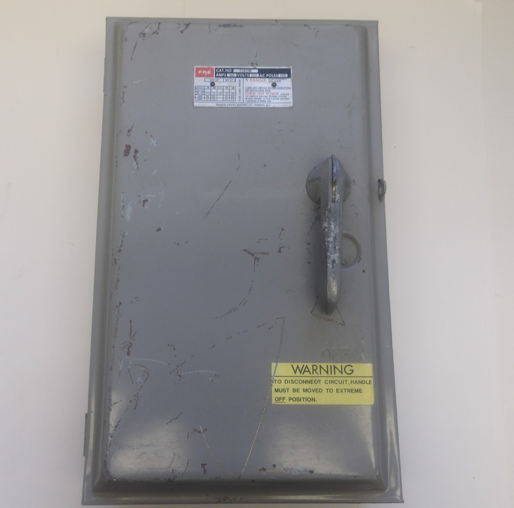 FPE P/N: 1136SNR 100AMPS 600 VOLTS 4SN AC POLES DISCONNECT SWITCH