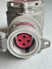 NEW Cooper Crouse-Hinds FSQC2430SAS4 Interlocked Receptacle Explosion Proof 3R