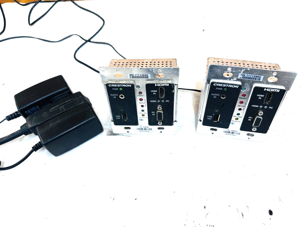 Pair of CRESTRON DM-TX-200-C-2G-B-T / DMTX200C2GBT w/Power Supplies – read
