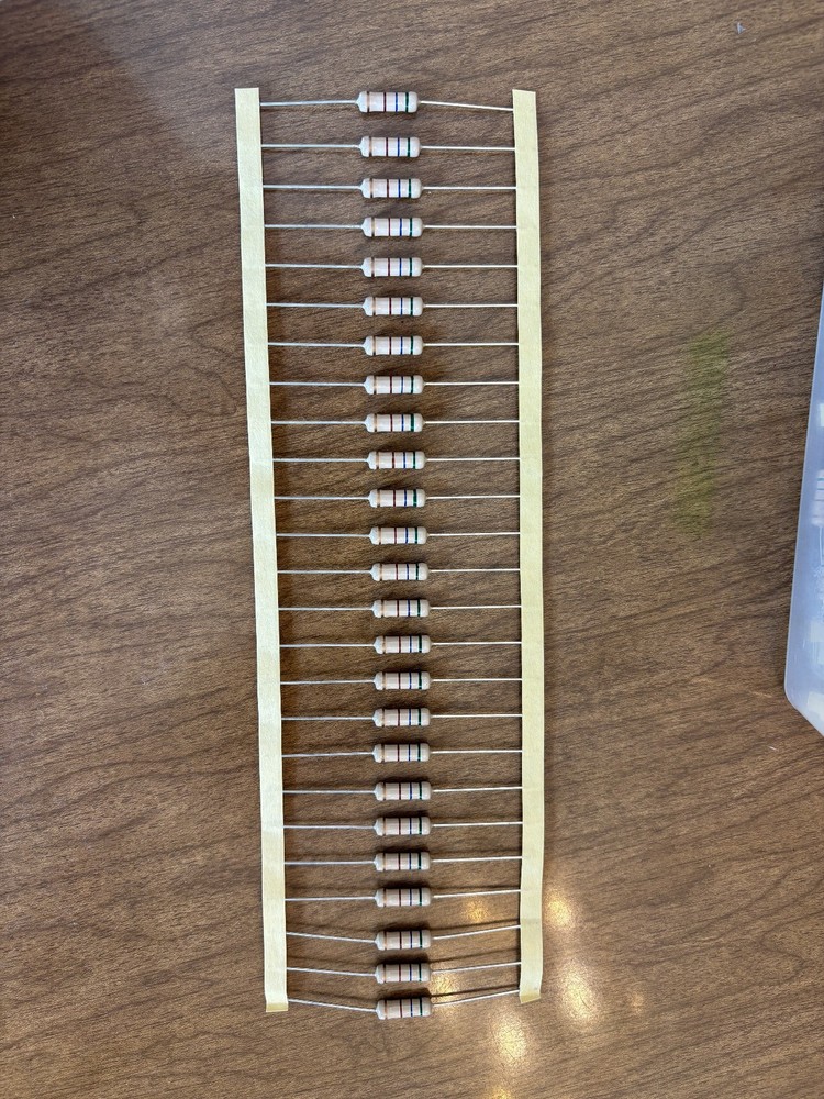 Lot of 25 OHMITE 560 Ohm 1 Watt Resistor ± 5% US Made