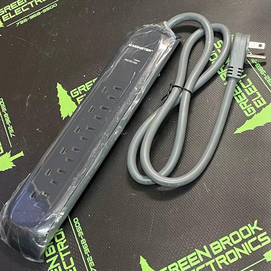 5002 – MONSTER – 6 OUTLET SURGE PROTECTOR, 3FT CORD W/ RIGHT ANGLE PLUG, 300 JOU
