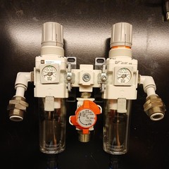 NEW FIT FOR SMC filter pressure reducing valve AW30-F03D-B Free Shipping