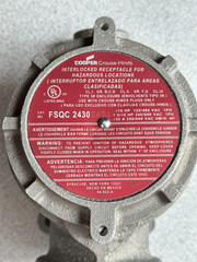 NEW Cooper Crouse-Hinds FSQC2430SAS4 Interlocked Receptacle Explosion Proof 3R