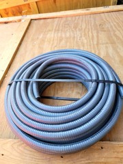 NEW SOUTHWIRE 55082603 Titan2 1/2″ Metal Flex Conduit 100 Ft LTM-UL Liquidtight