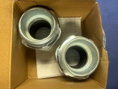 BOX OF 2 EMERSON OZ GEDNEY NO. SR2001750 STRAIN RELIEF CONNECTOR TYPE SR 2-INCH