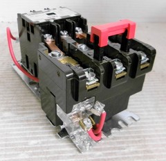 Square D 8911DPSG33V09 Definite Purpose Contactor 600VAC 208-240/220VAC 50/60Hz