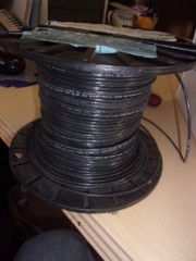 ENCORE WIRE 106100501440 THHN BLACK STRAND EST 200 FT )
