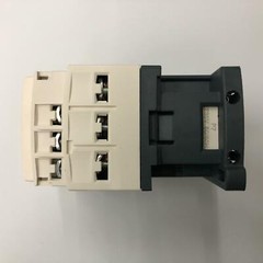 1PCS NEW CAD32P7C AC230V 3NO 2NC Intermediate relay Schneider