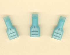 25 Blue NYLON Insulated FEMALE Push On QD Terminal Connectors #16-14 Wire Gauge
