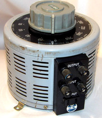 YAMABISHI ELECTRIC VOLT SLIDER/VARIABLE TRANSFORMER/VARIAC! TYPE S-260-3 260V/3A