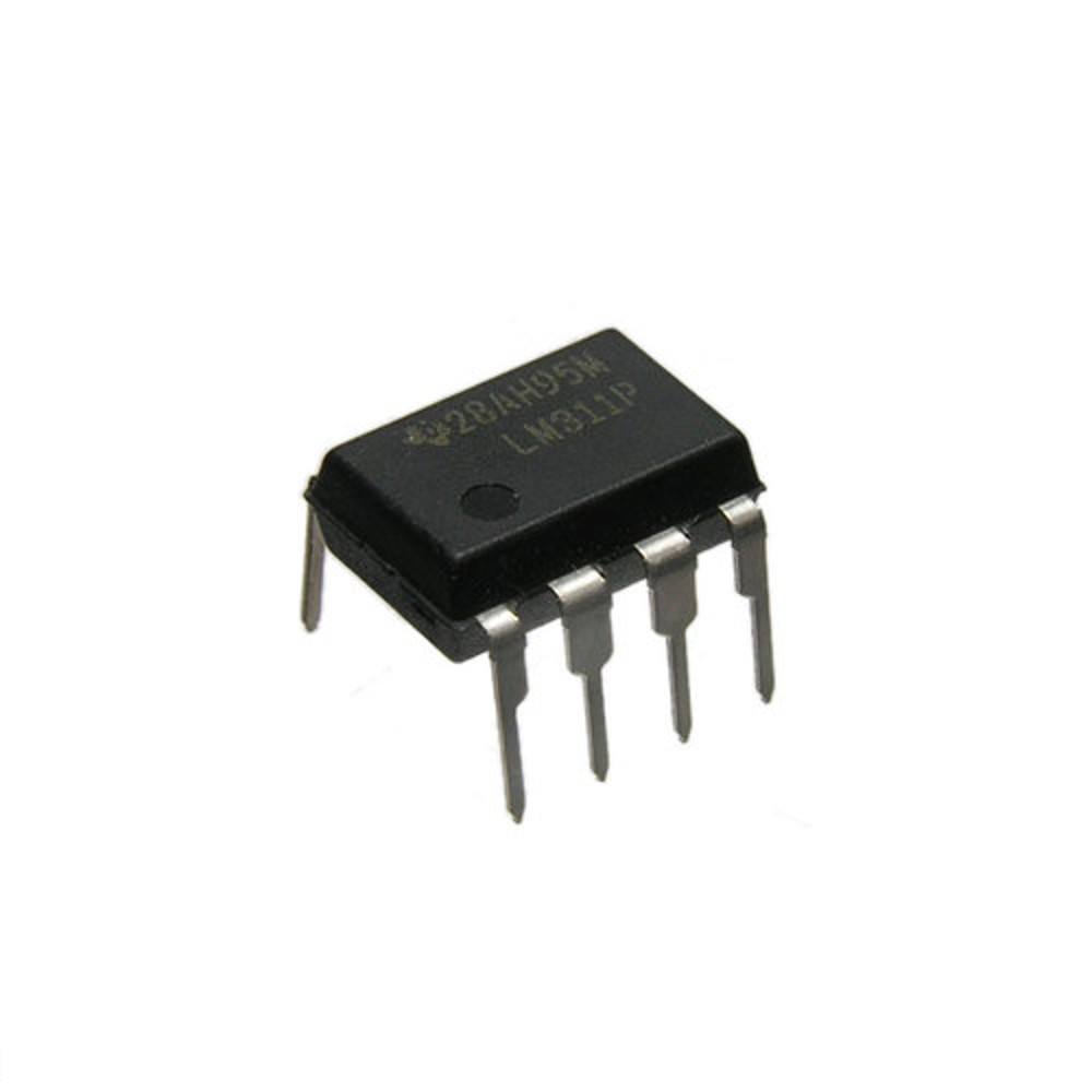 10PCS LM311P LM311 Differential Comparators New IC