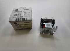 RESIDEO 120 V General Purpose Relay w/ DPDT Switching R4222D 1013