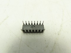 Delco DM233 Audio/Video DIP IC 16-Pin Integrated Circuit 72342466 LOT OF 30
