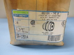 Oz Gedney SR-12514 Gold Seal 1 1/4″ Strain Relief Connector Lot of 15 NIB