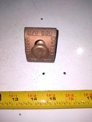 BURNDY GCM29 2SOL-250 2 CU LUG GROUND CONNECTOR