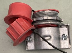 NEW ARLINGTON INDUSTRIES 8414 1 1/2″ CABLE CONNECTOR W/ 3 END STOP BUSHINGS